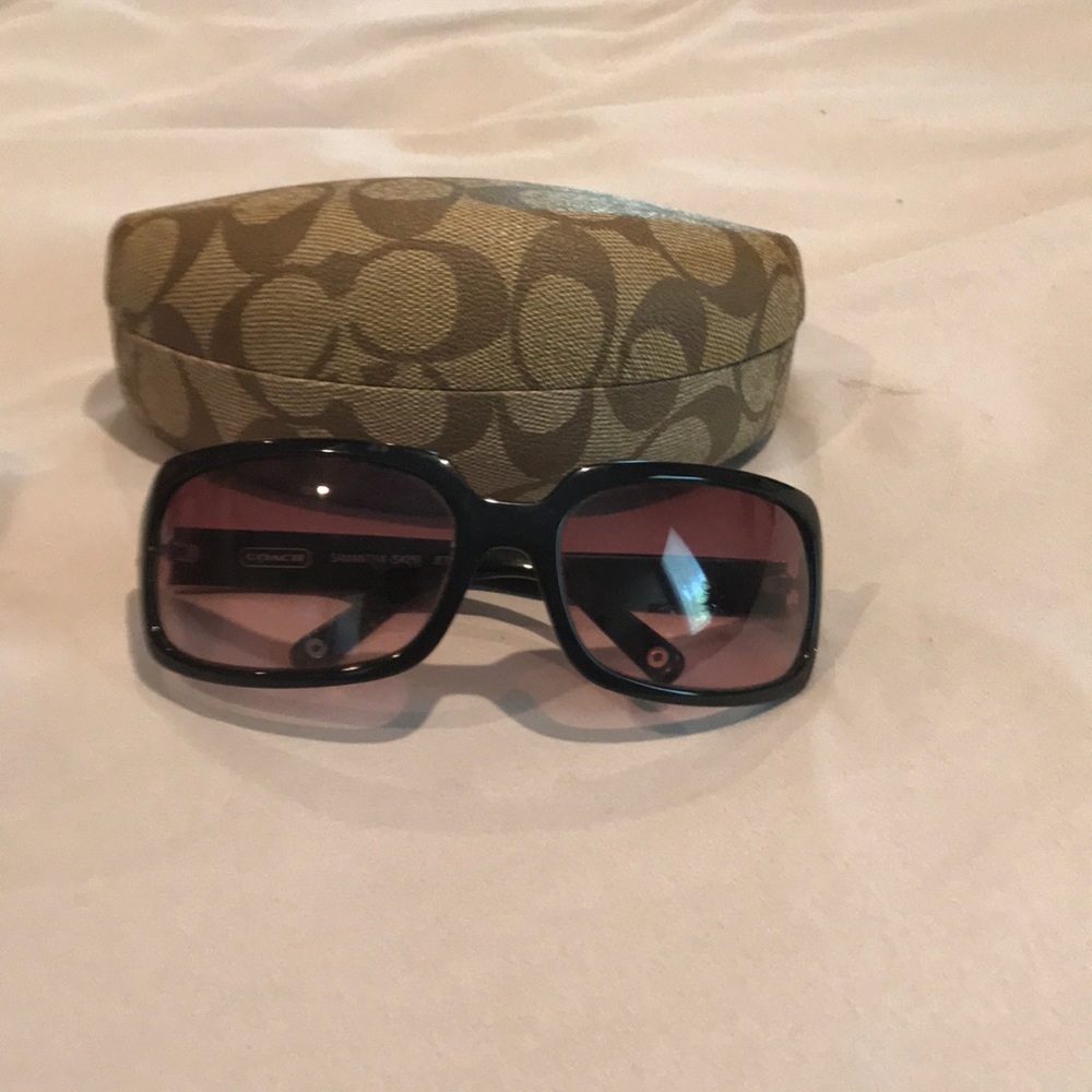 Coach sun glasses